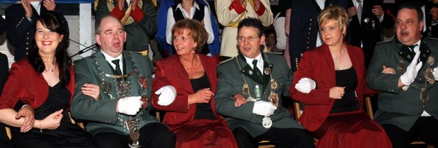 Der Elmpter Thron 2009 Elmpt-2009-KirmesThron2009
